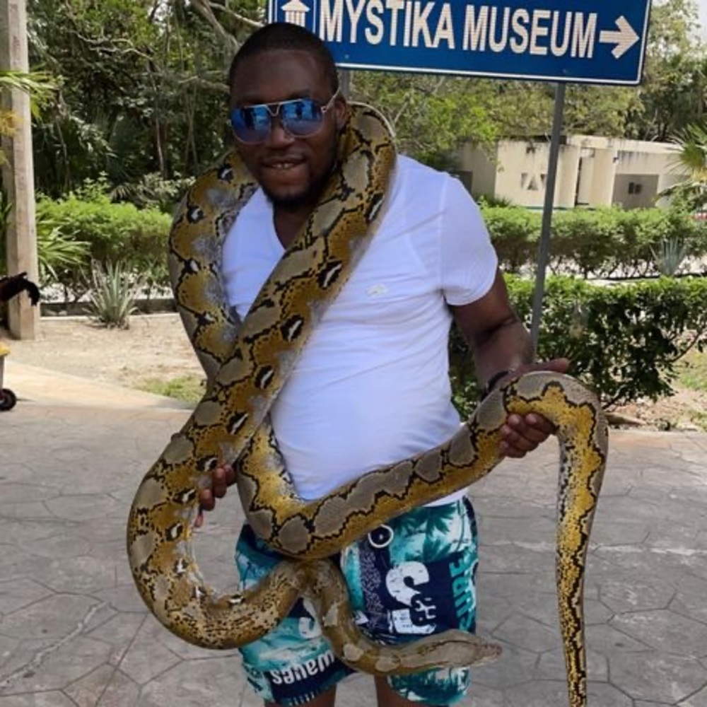 Meet your Posher, Terrell